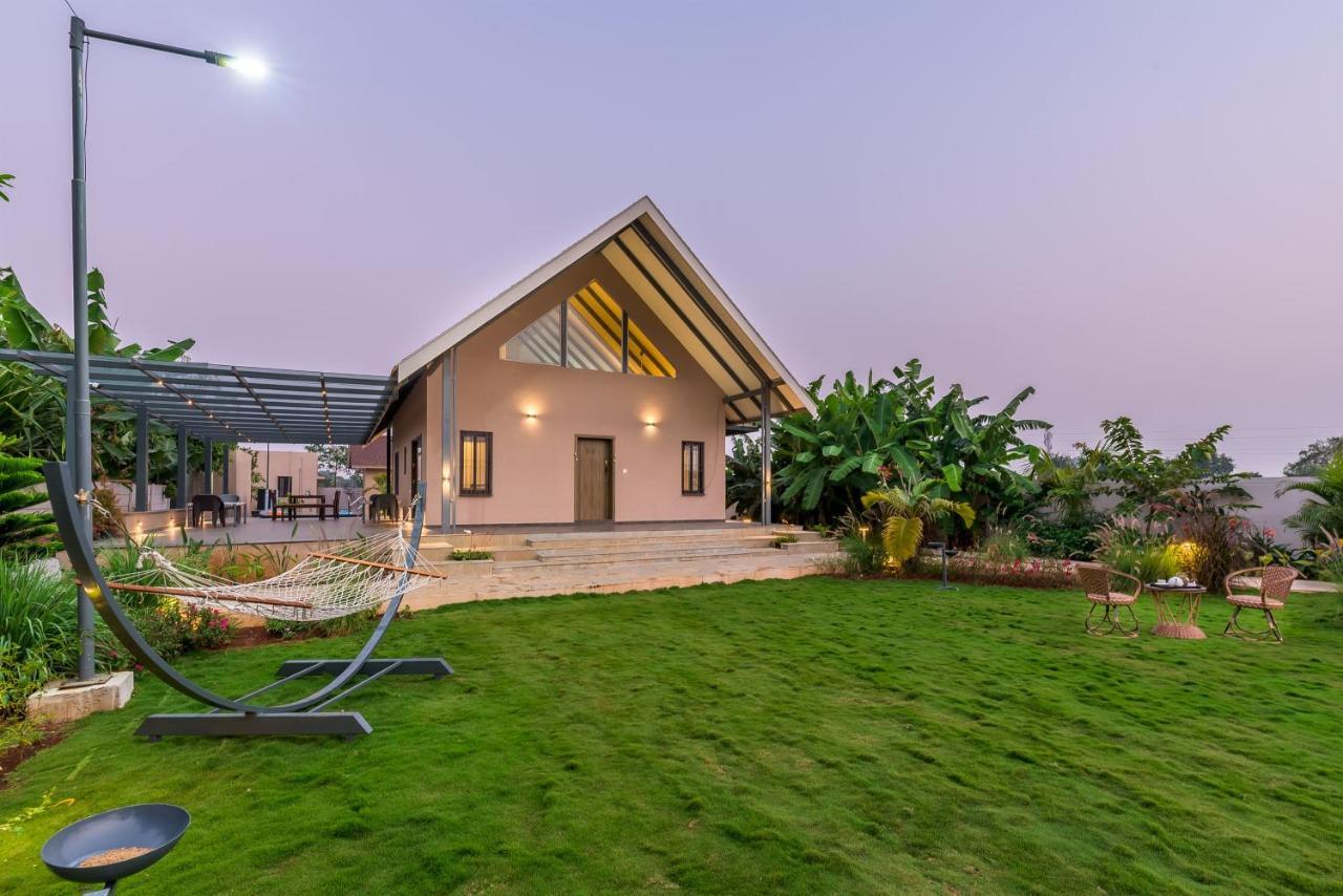 Saffronstays Eden, Nashik - Pet-Friendly Villa With Pool, Jacuzzi & Grape Farm 외부 사진