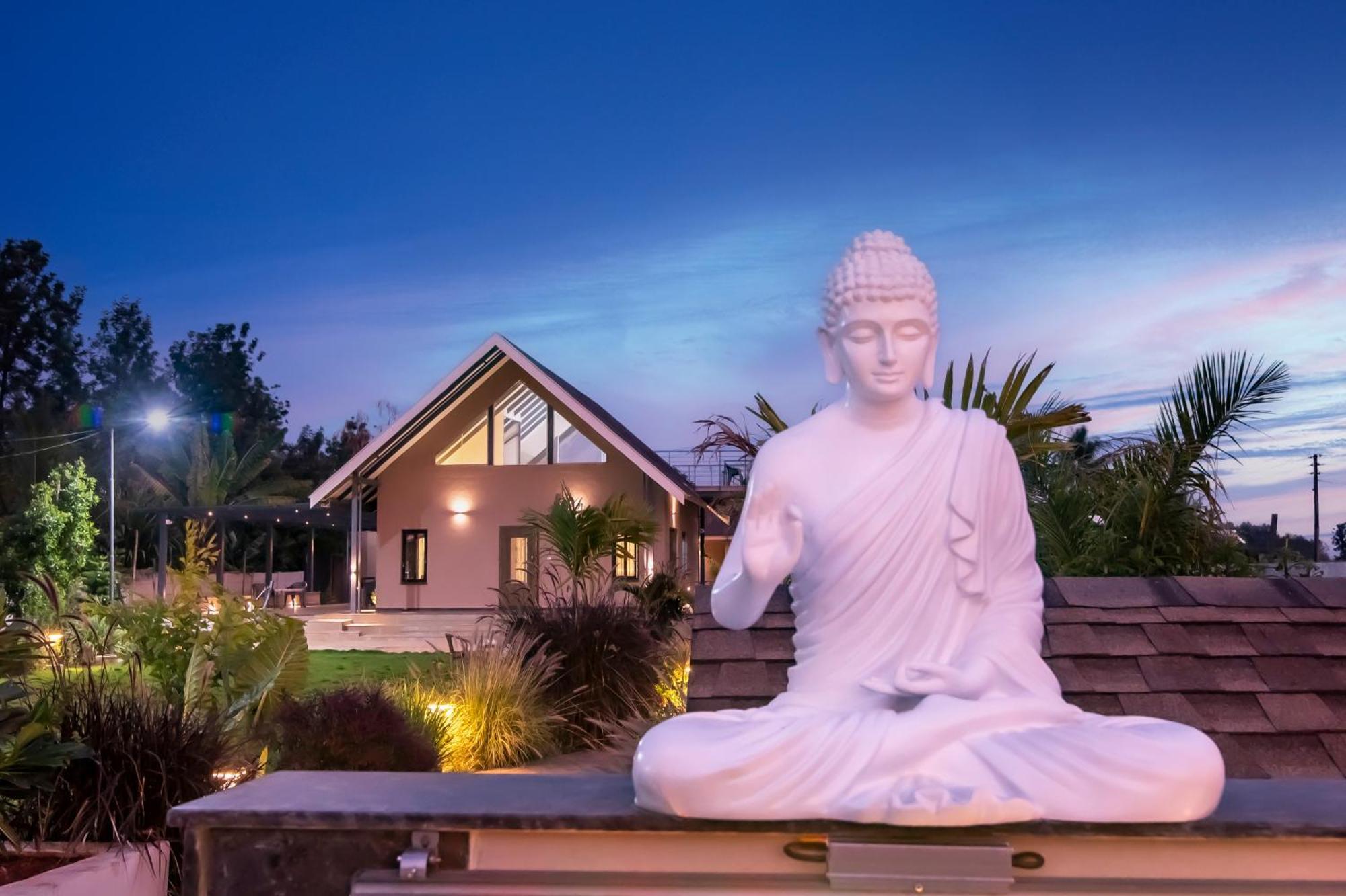 Saffronstays Eden, Nashik - Pet-Friendly Villa With Pool, Jacuzzi & Grape Farm 외부 사진